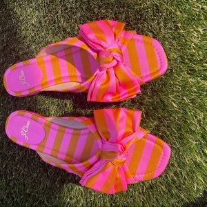 J.Crew Tie Stripe Bow Sandal size 38 (like new)